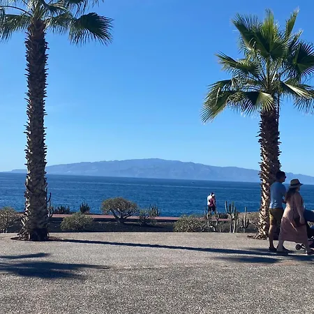 Ocean View, Tenerife Apartment *
